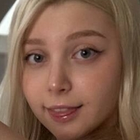 LilyNeska Desnuda