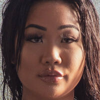 Lisawanwisa Desnuda