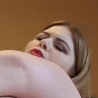 London Andrews Desnuda