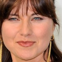 Lucy Lawless Desnuda