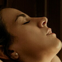 Luz Del Fierro Desnuda