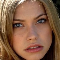 Maitland McConnell Desnuda