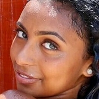 Mariahellie Desnuda