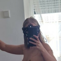 Maskgirl Desnuda