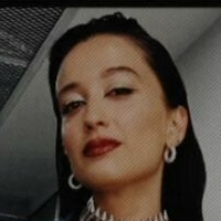 Melike Şahin Desnuda
