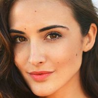Michelle Argyris Desnuda