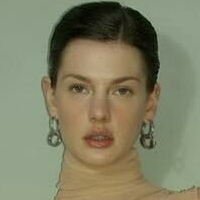 Mirthe Dijkstra Desnuda