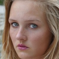 Nele Guderian Desnuda