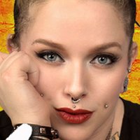 Nina Lombardo Desnuda