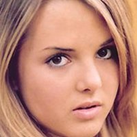 Nina Szeterlak Desnuda