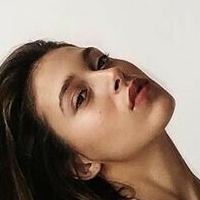 Nuria Oliu Desnuda