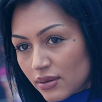 ogee_off Desnuda