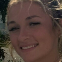 Peytyn Oliver Desnuda