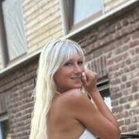 Pia.sti Desnuda