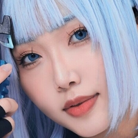Reakami Desnuda
