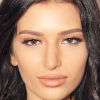 Rebecca Karalash Desnuda