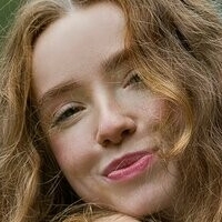 Rinnalyy Desnuda