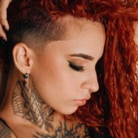 Riryine Desnuda