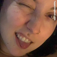 ronnimae Desnuda