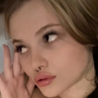 Roselin.de Desnuda