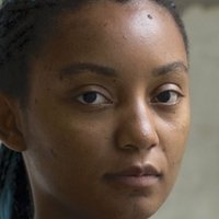 Rungano Nyoni Desnuda