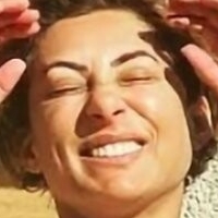 Saira Khan Desnuda