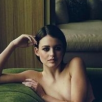 Sara Waisglass Desnuda