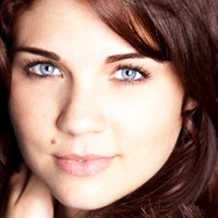 Sarah Foret Desnuda