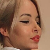 sativa_still Desnuda