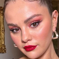 Selena Gomez Desnuda