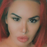 Sienna West Desnuda