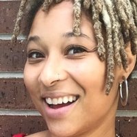Simone Searcy Desnuda