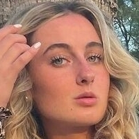 Sina-Marie Reen Desnuda