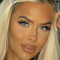 sylvija Desnuda