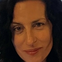 Troublemaker Anne Desnuda