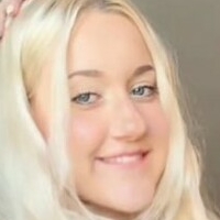 Vana Bad Desnuda